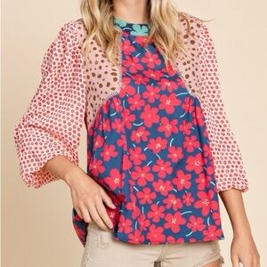 🔥🔥New Boutique Mixed Print Poet Sleeve Top With U-neck /back Button Size Large
